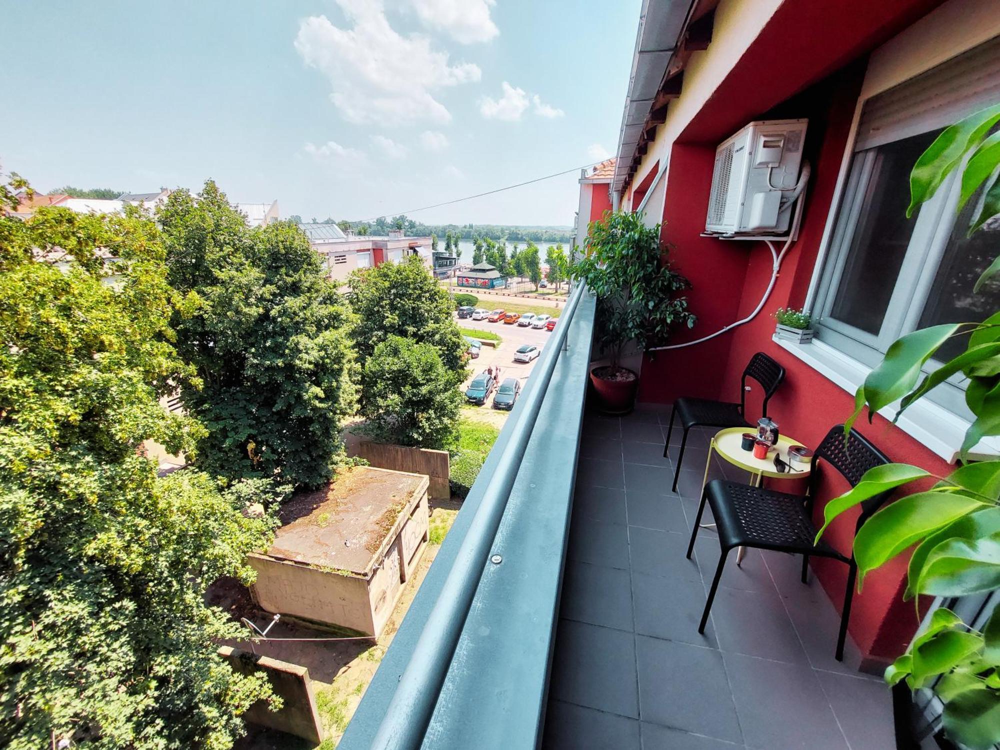 Xo Apartman สเรมสกา มิโตรวิตซา ภายนอก รูปภาพ